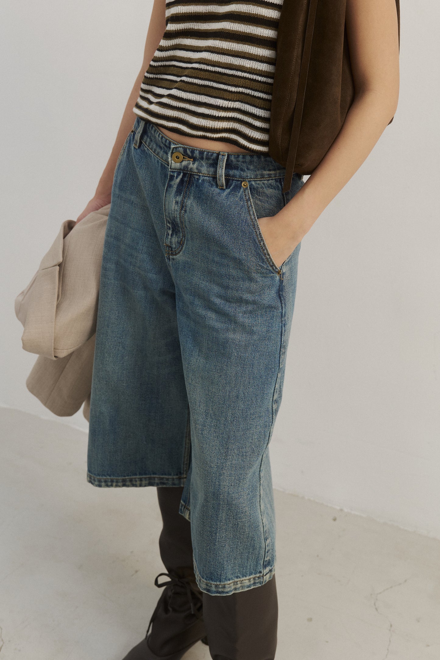 Cropped Denim Pants