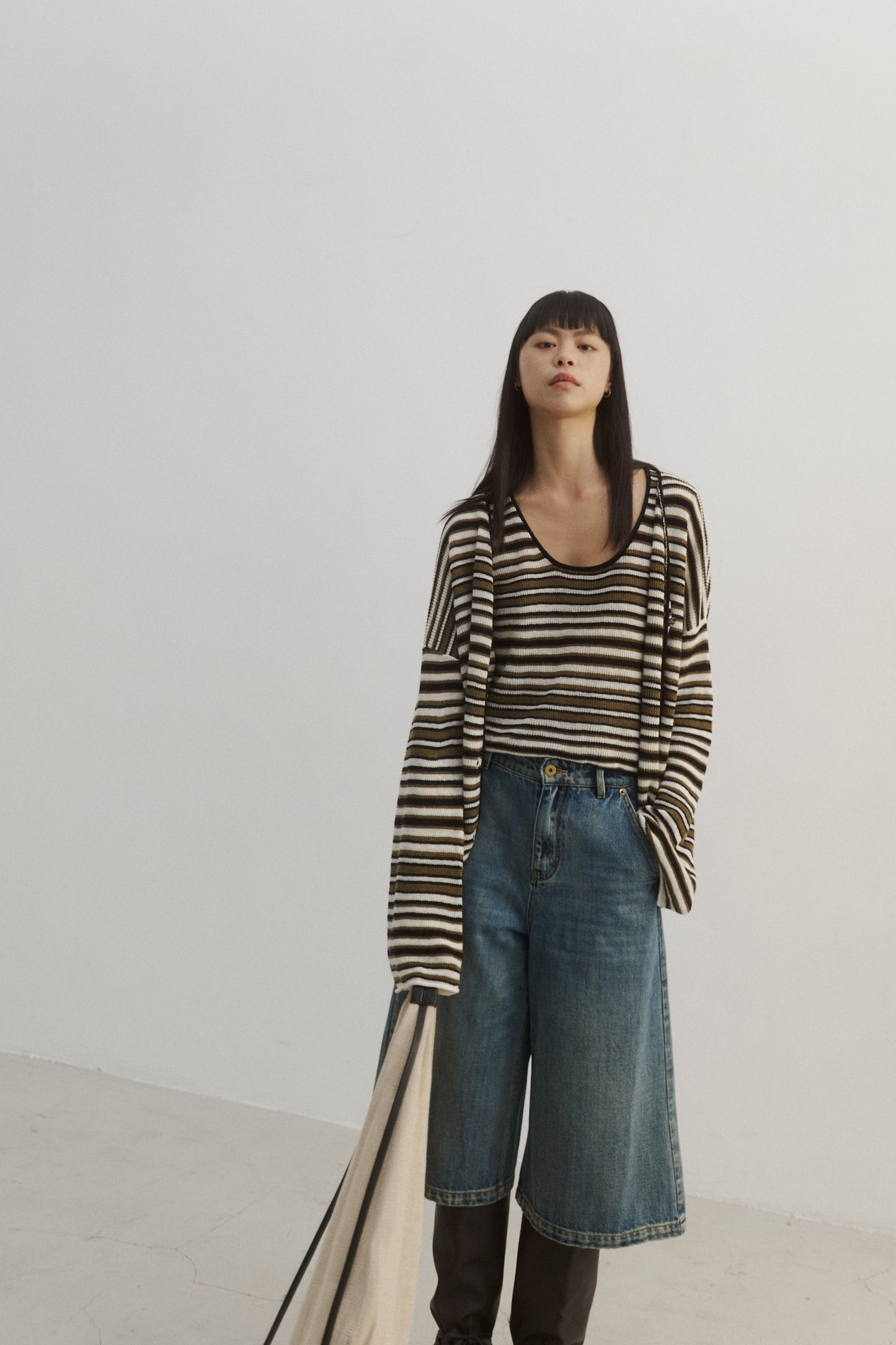 Cropped Denim Pants