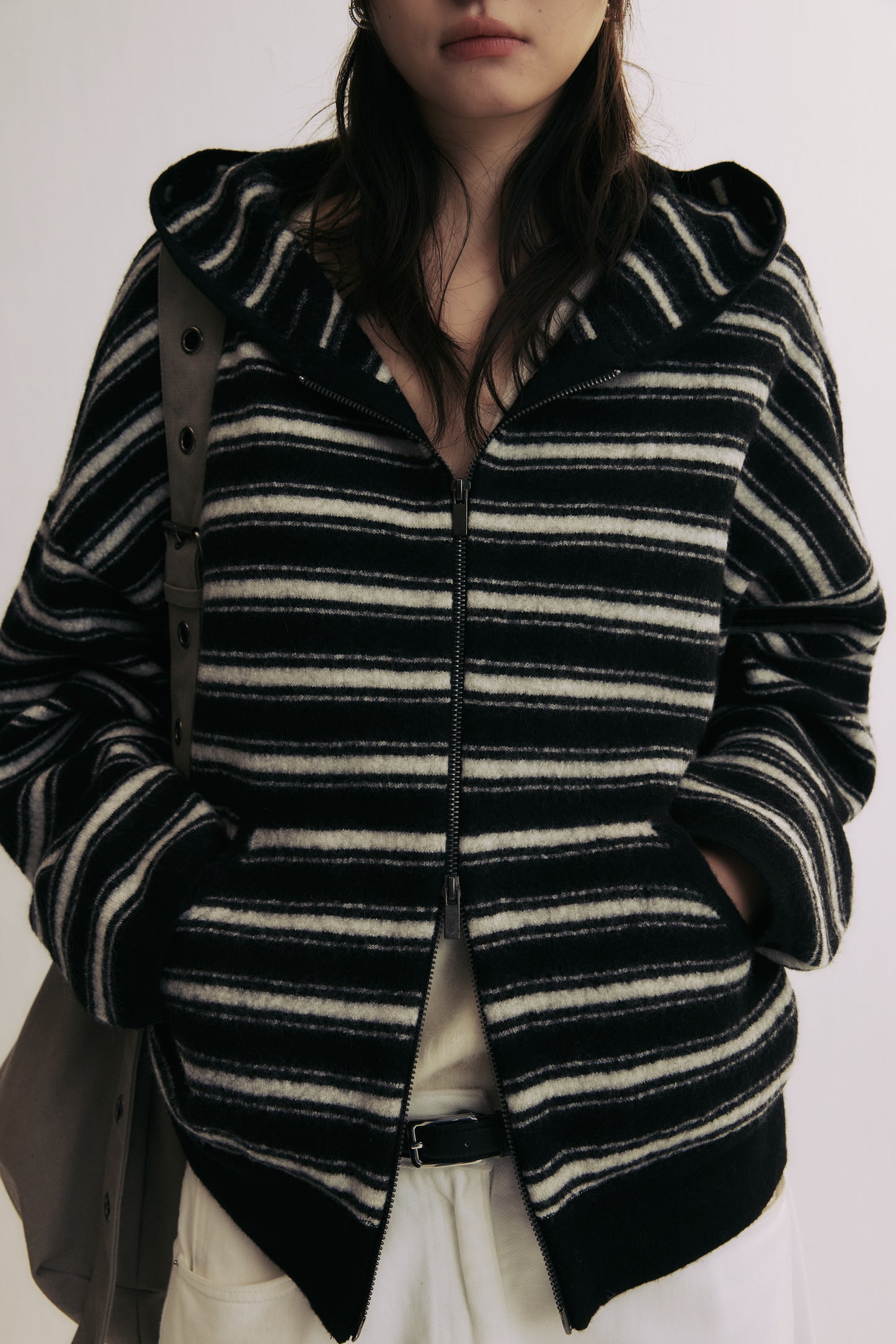 藝術生羊毛連帽毛衣