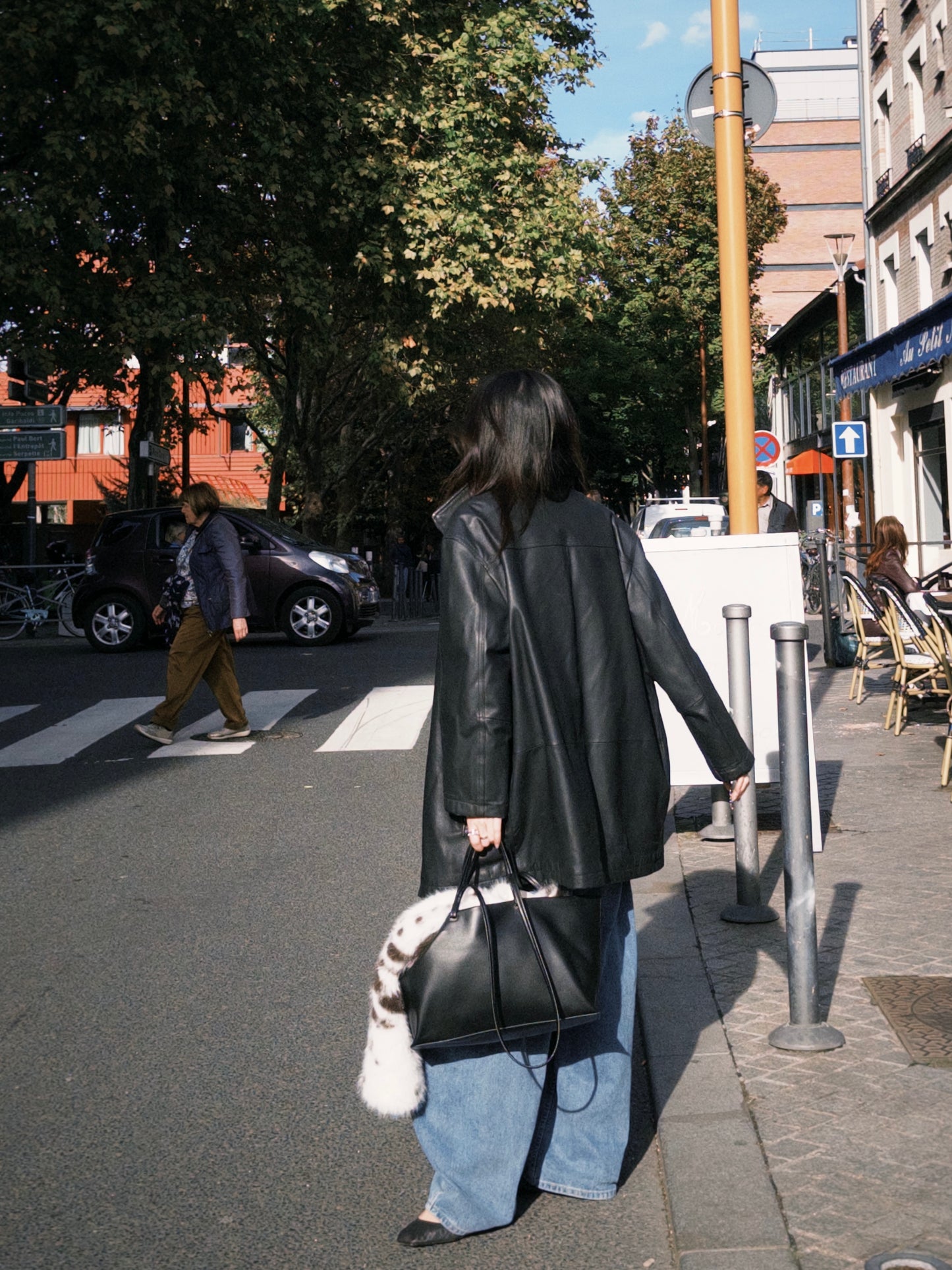 Minimalist Leather Tote