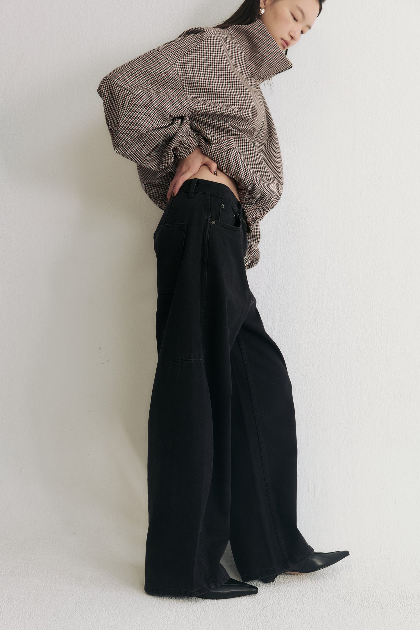 Structured Horseshoe Jeans