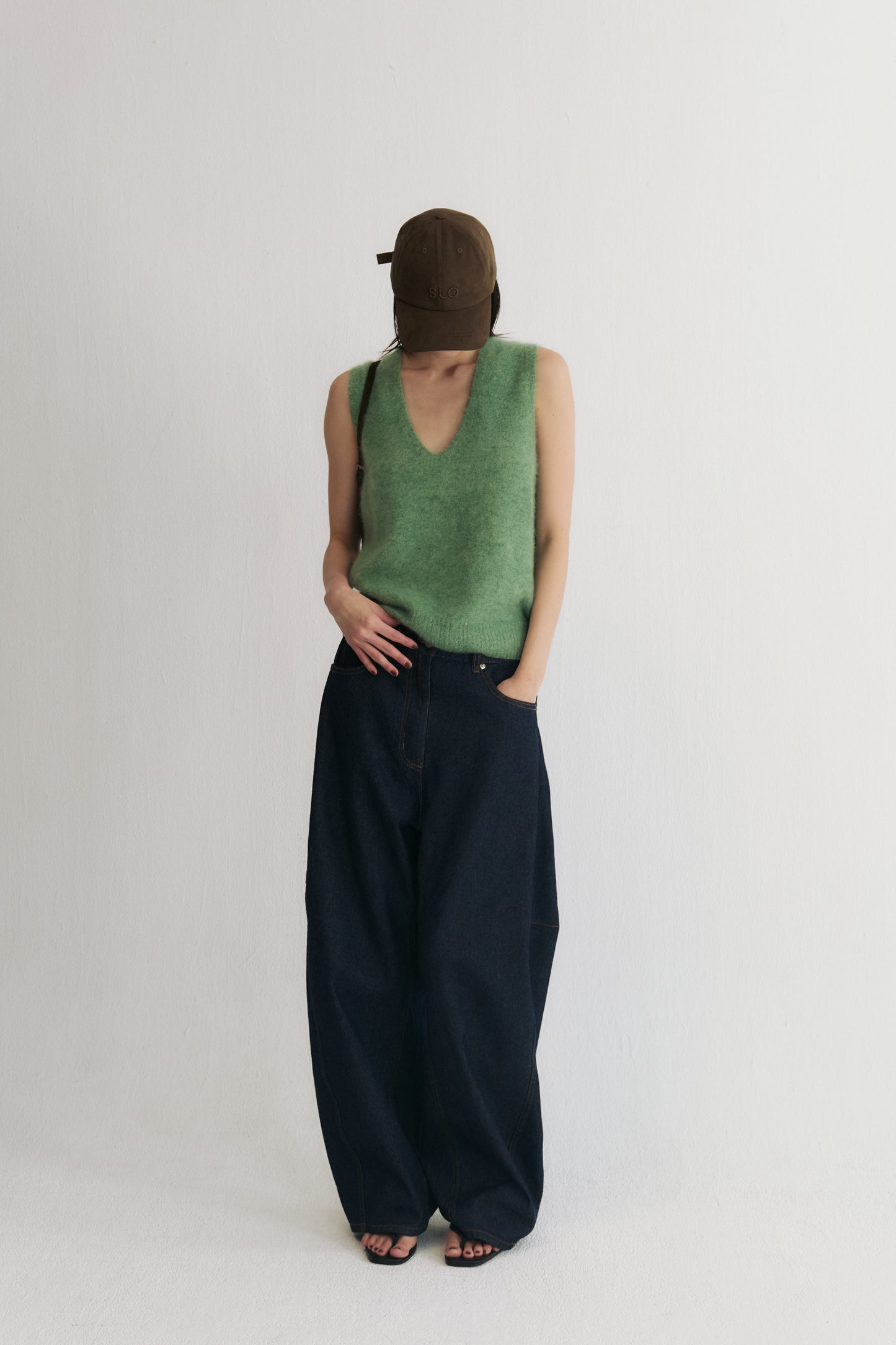 Structured Horseshoe Jeans
