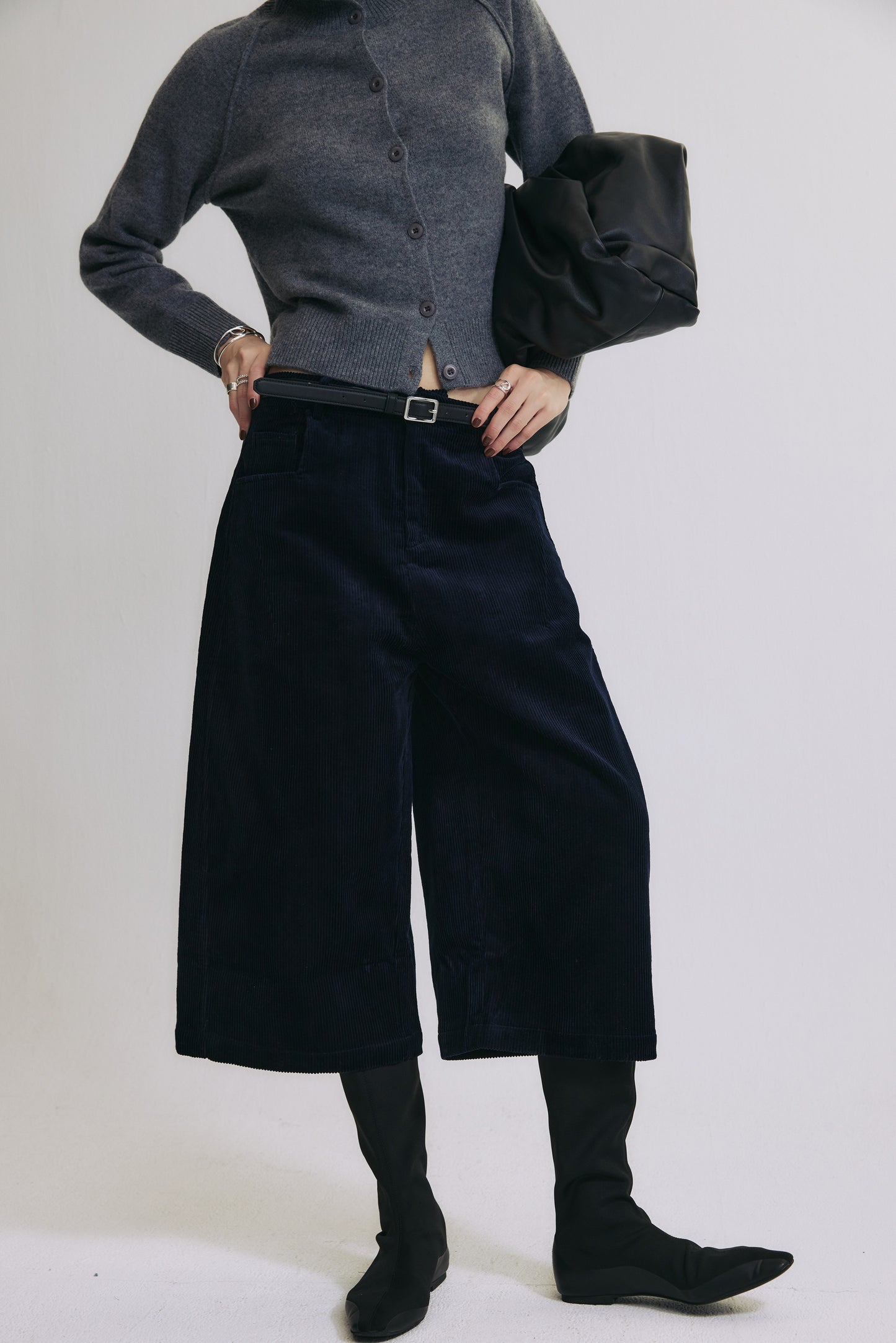 Nara Corduroy Cropped Pants