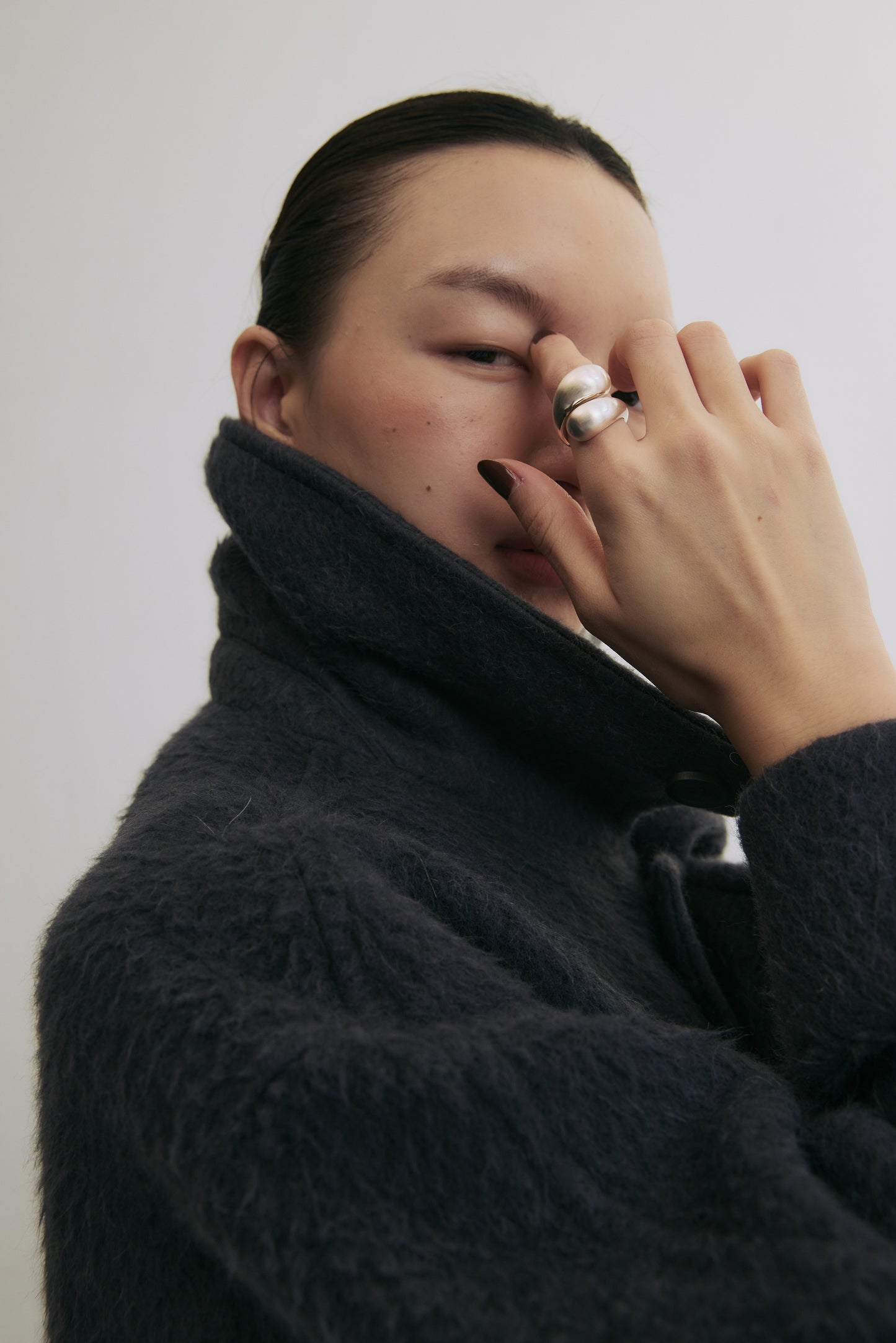FORM Brushed Drop Open Ring