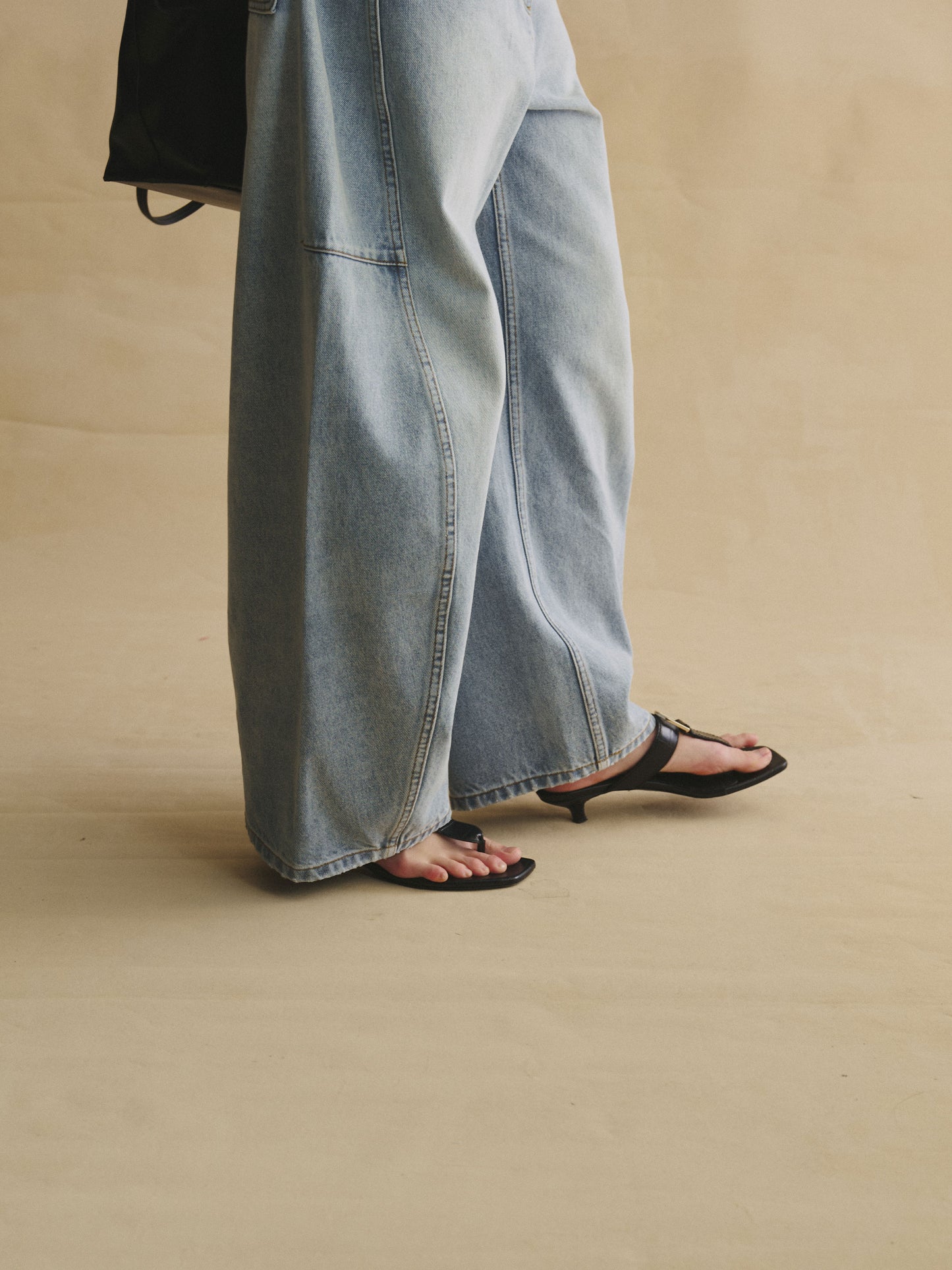 Structured Horseshoe Jeans