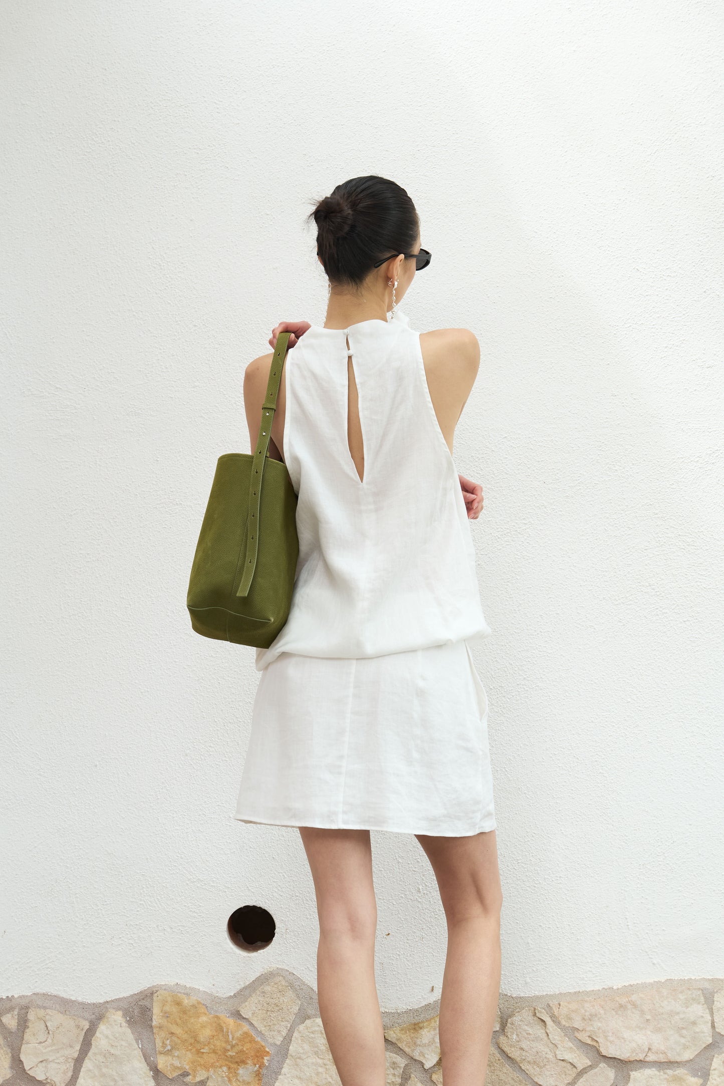 「卡布里約會」苎麻蕩領連衣裙