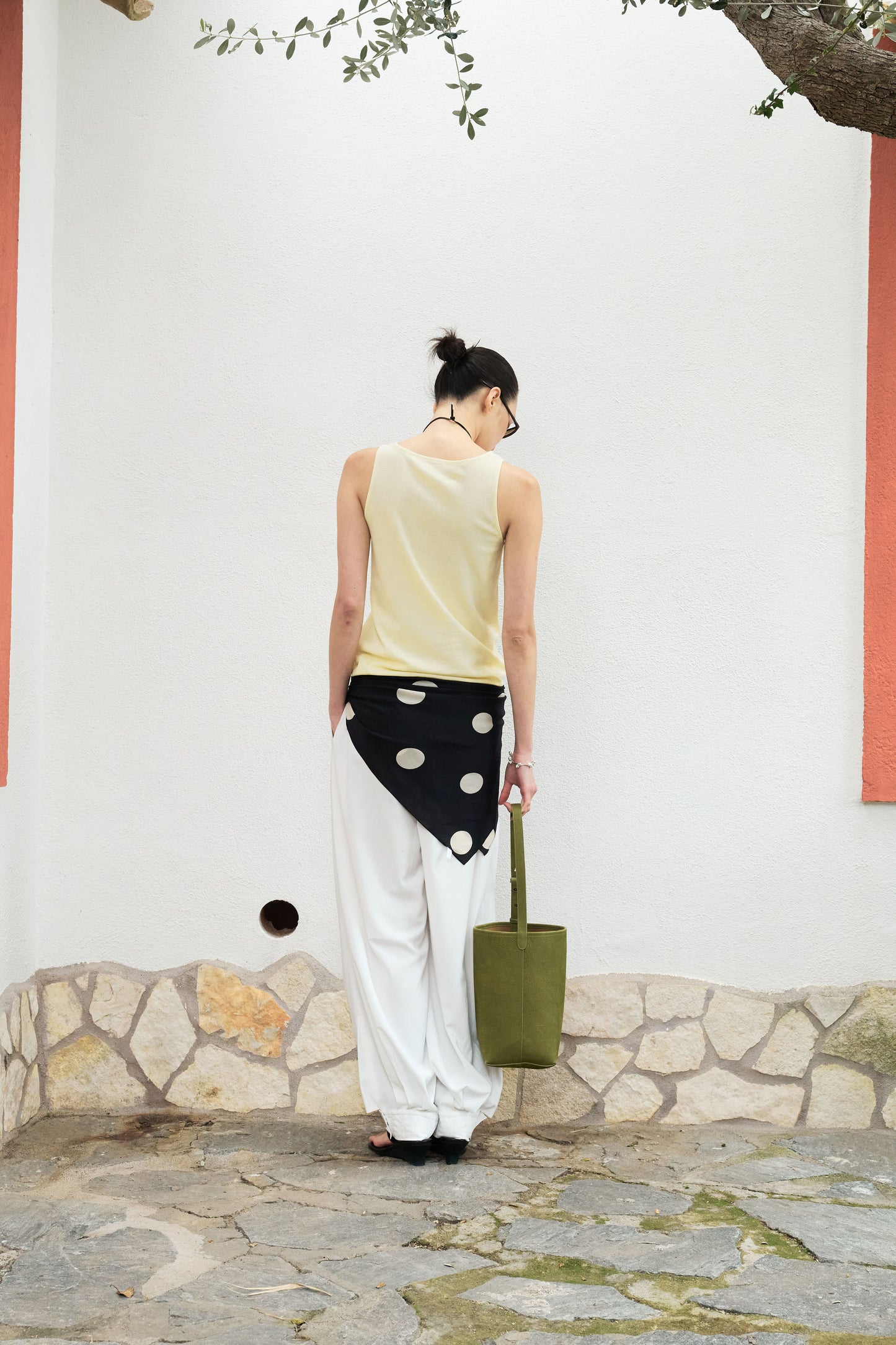 Summer Twist Knot Tank