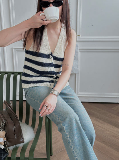 Sweater Vest in Stripe