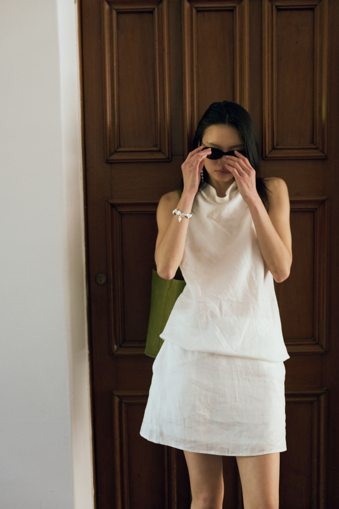 「卡布里約會」苎麻蕩領連衣裙