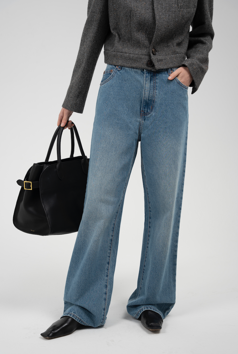 Baggy Wide-Leg Jeans