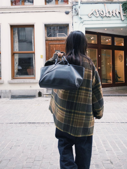 Minimalist Leather Tote