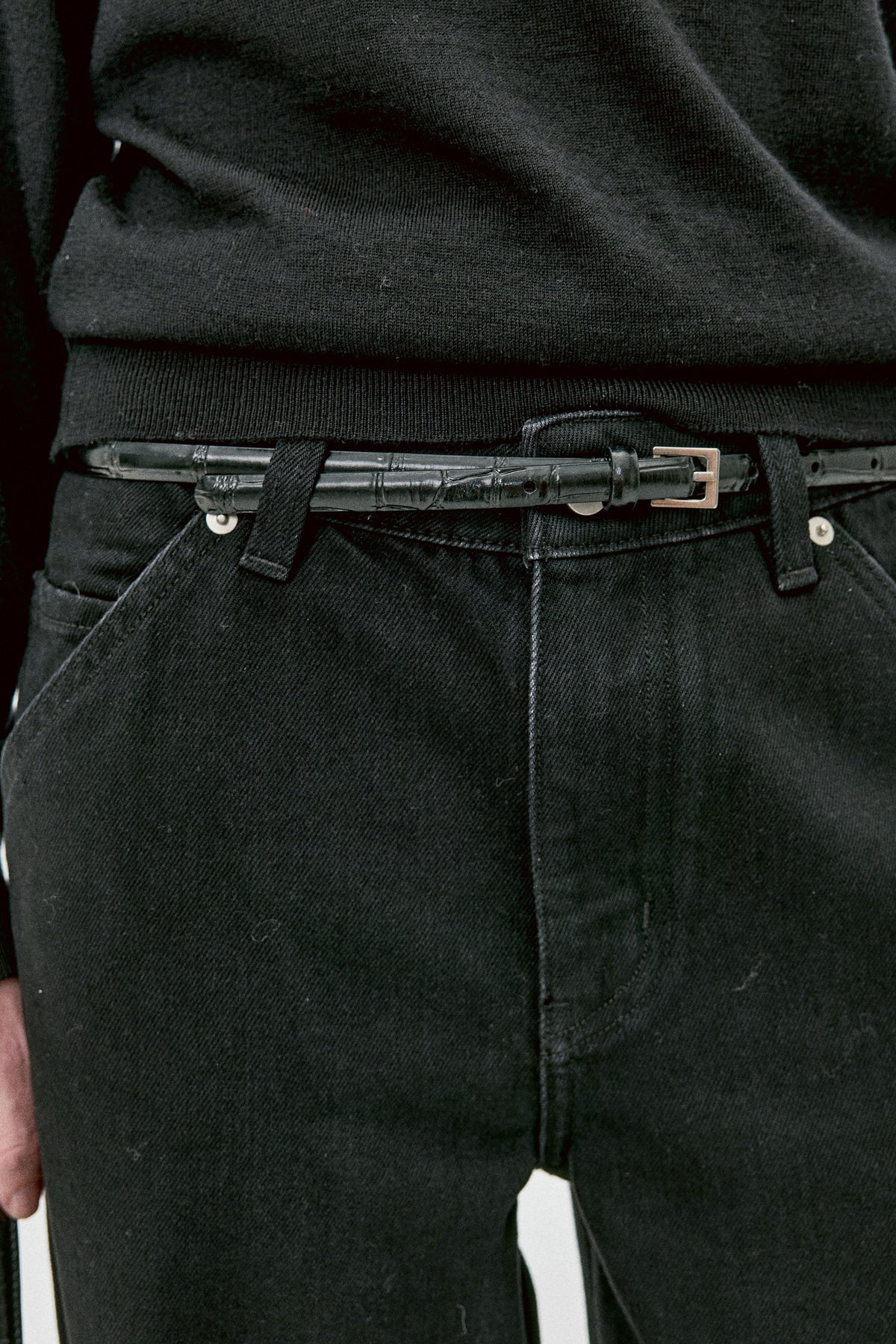 The SLO Minimal Leather Belt