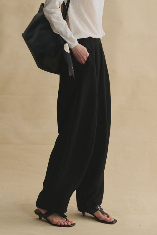 Black Nouveau Balloon Pants